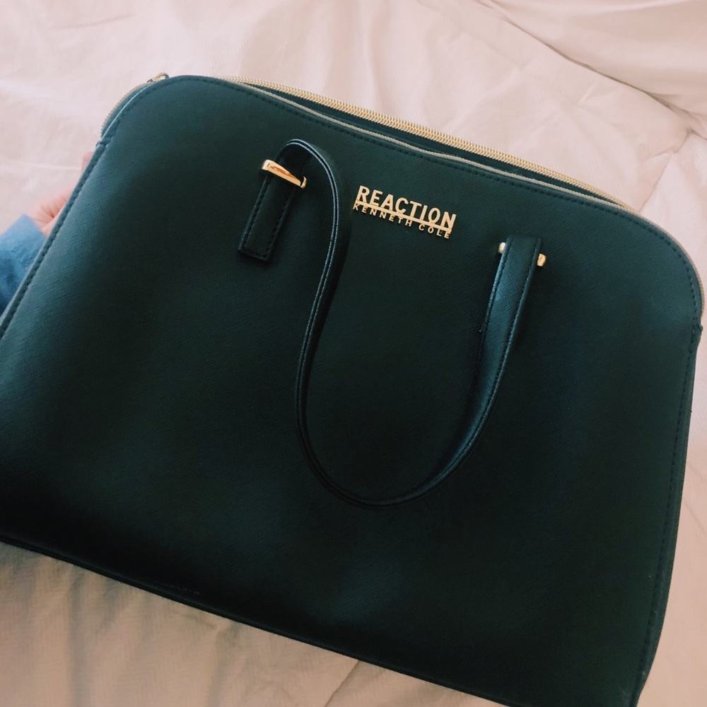 Kenneth Cole Bag